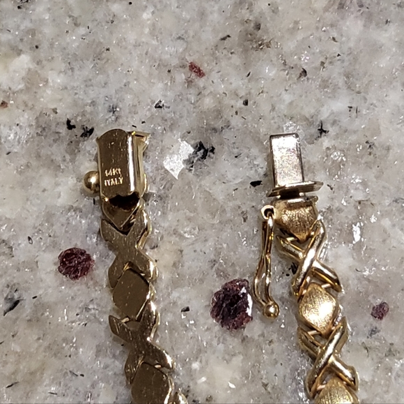 14k Vintage Solid Gold Bracelet - Picture 4 of 5